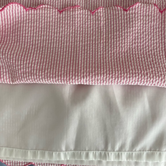 MARK, FORE & STRIKE Preppy Pink Seersucker A-line Skirt with scalloped hem - Picture 5 of 6